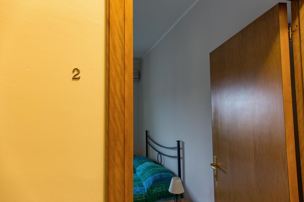 Joanne B&B Canicattini Bagni Habitación foto